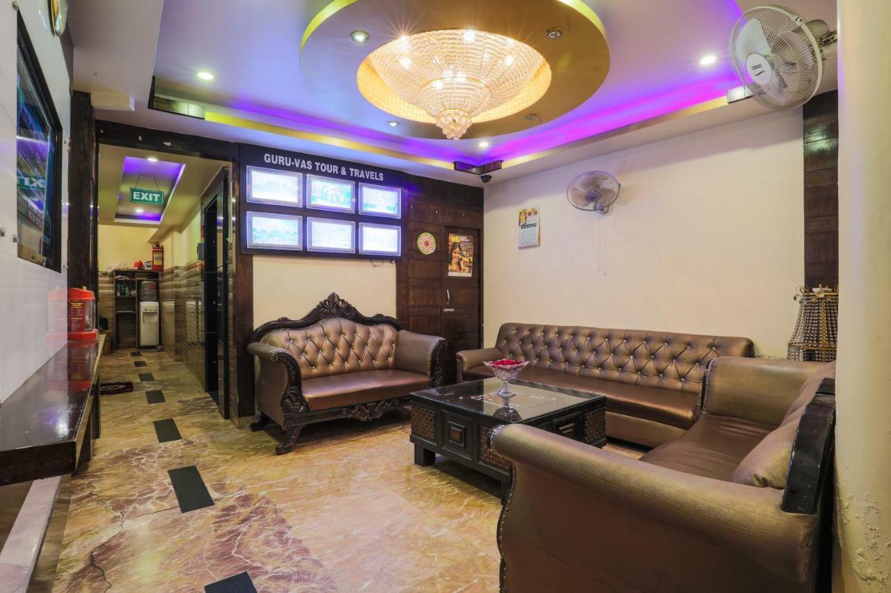 Hotel Guruvas Inn "Vaccinated Staff" Нью-Дели Экстерьер фото